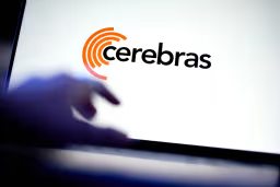 Cerebras IPO：488 亿美元估值，「英伟达挑战者」是泡沫还是新王？